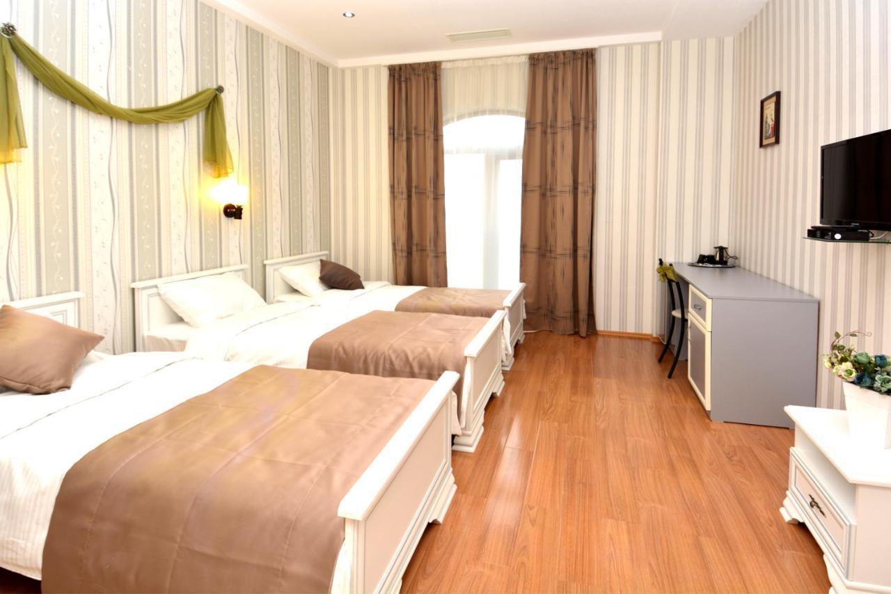 Granada Hotel And Restaurant 트빌리시 외부 사진